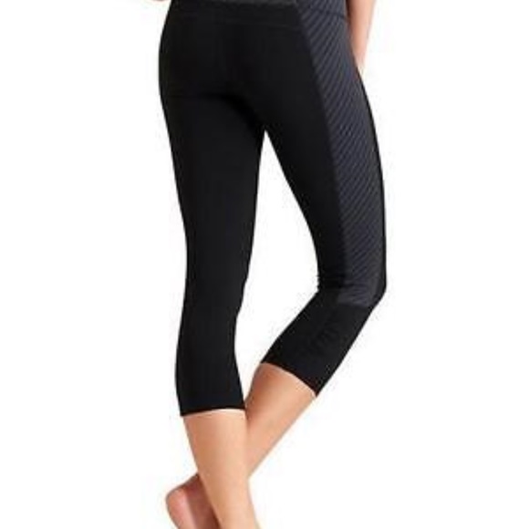 Athleta Zippy Balance Capri - Picture 2 of 2
